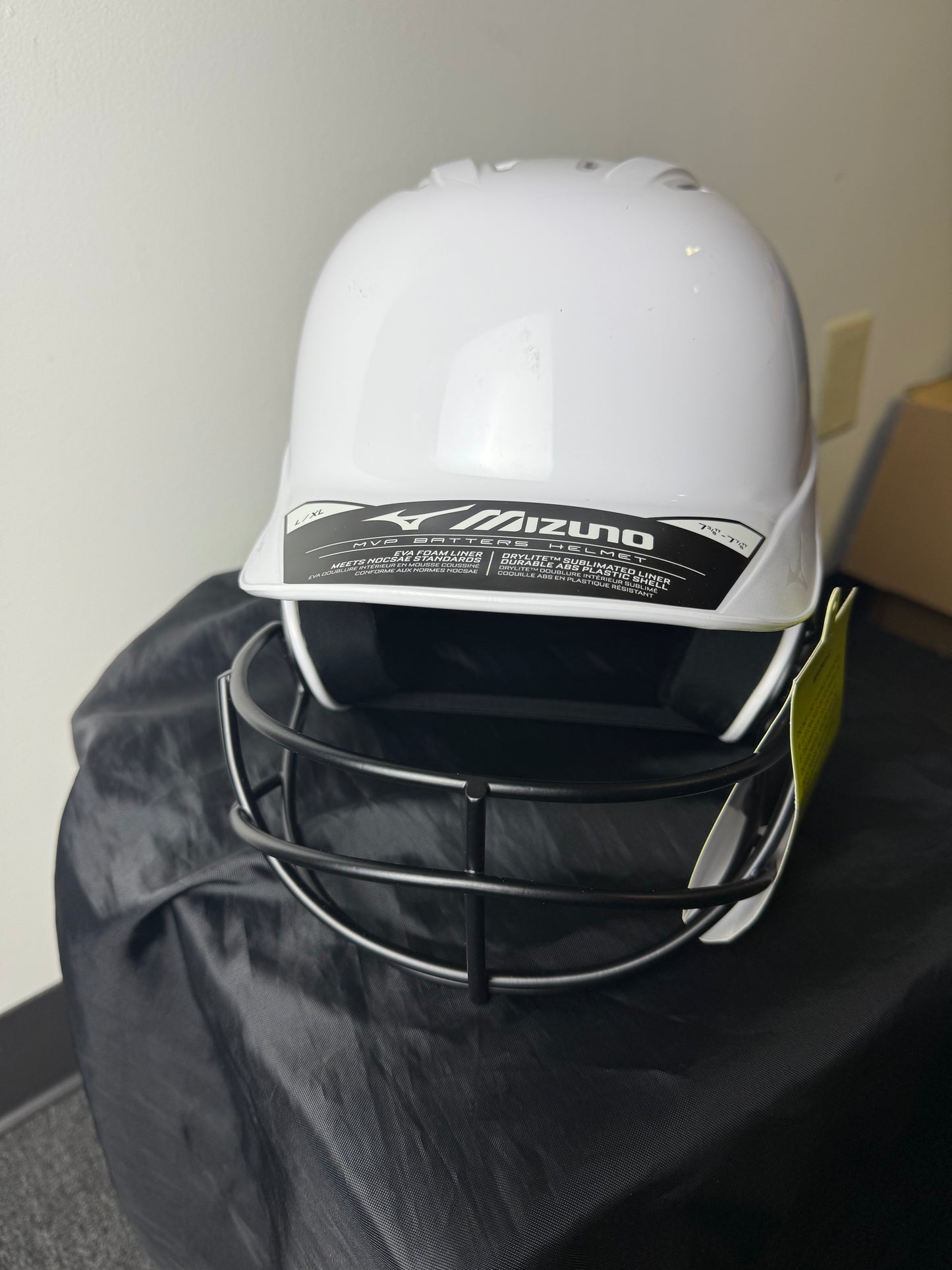 Mizuno MVP Batters Helmet